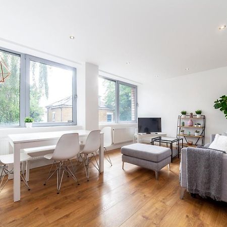 Appartement Modern And Bright 2 Bdr Flat In Clapham Common à Londres Extérieur photo